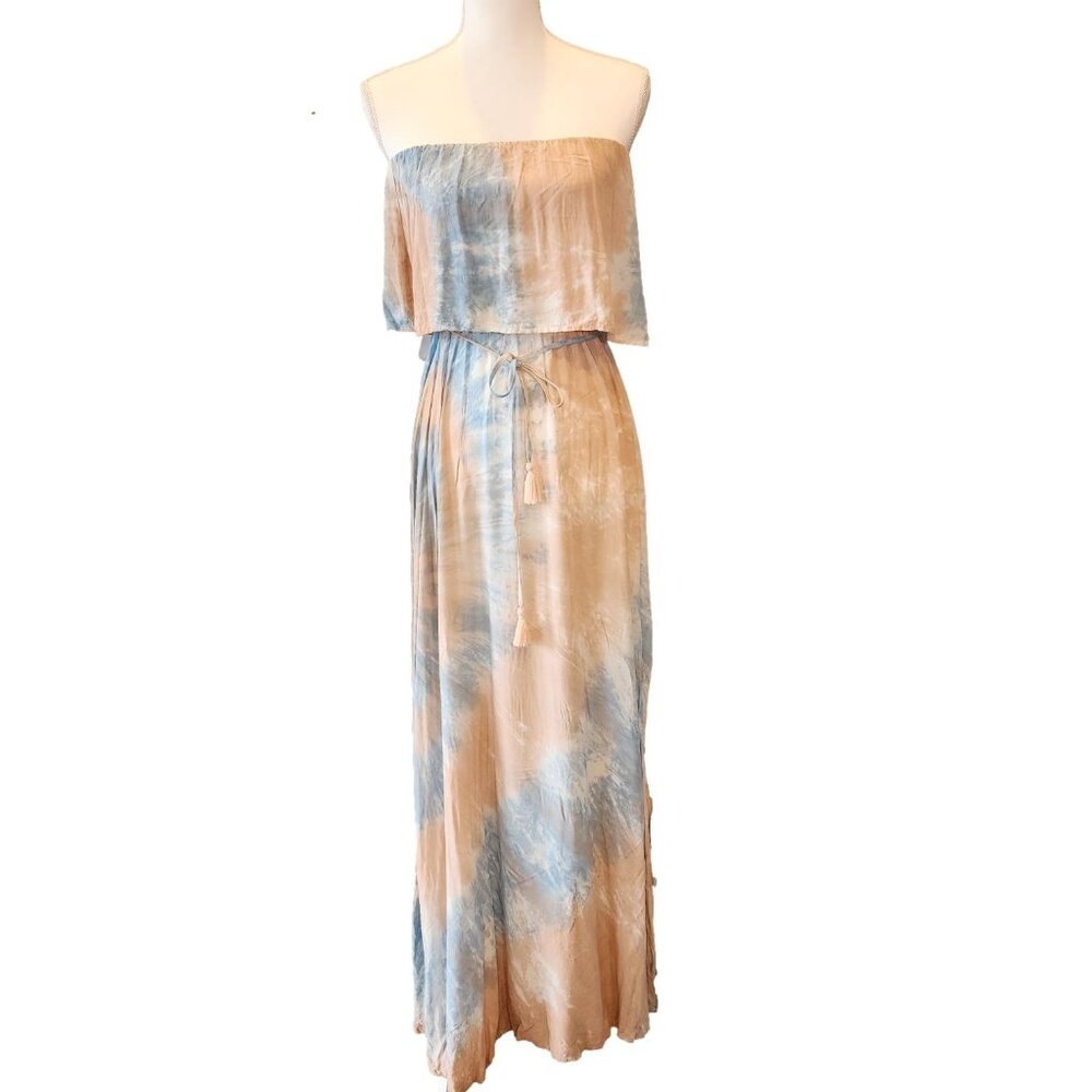 Flowing/strapless Maxi Tie-Dye Off the Shoulder Dress in Peach/Blue by Aakaa - S